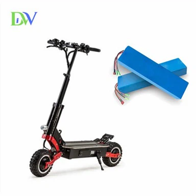 Motorollera litija akumulators